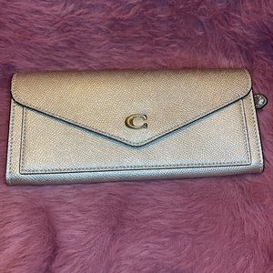 Gold Coach wallet, perfect condition!
